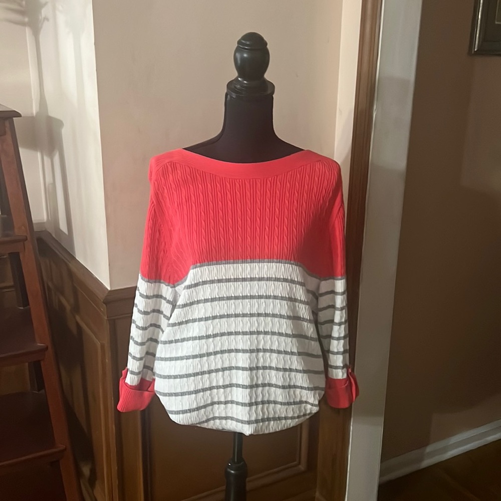 2x Karen Scott boat neck sweater. 3/4 sleeve with button detail.
